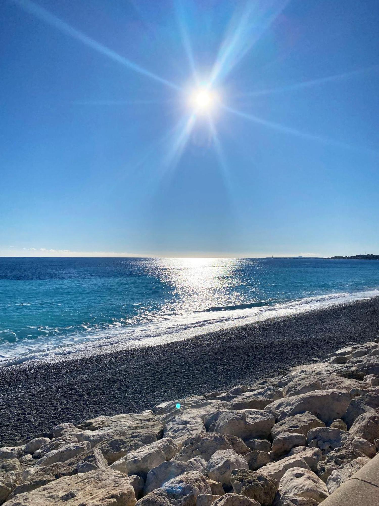 Beautiful Renovated Apartment ,Next To The Beach ! Air-C, Free Parking! Nizza Exterior foto