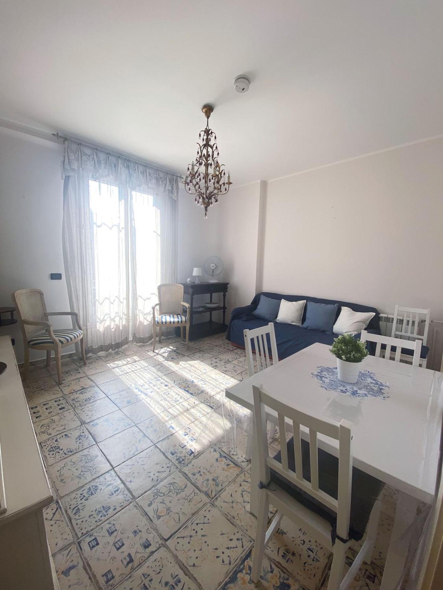 Beautiful Renovated Apartment ,Next To The Beach ! Air-C, Free Parking! Nizza Exterior foto